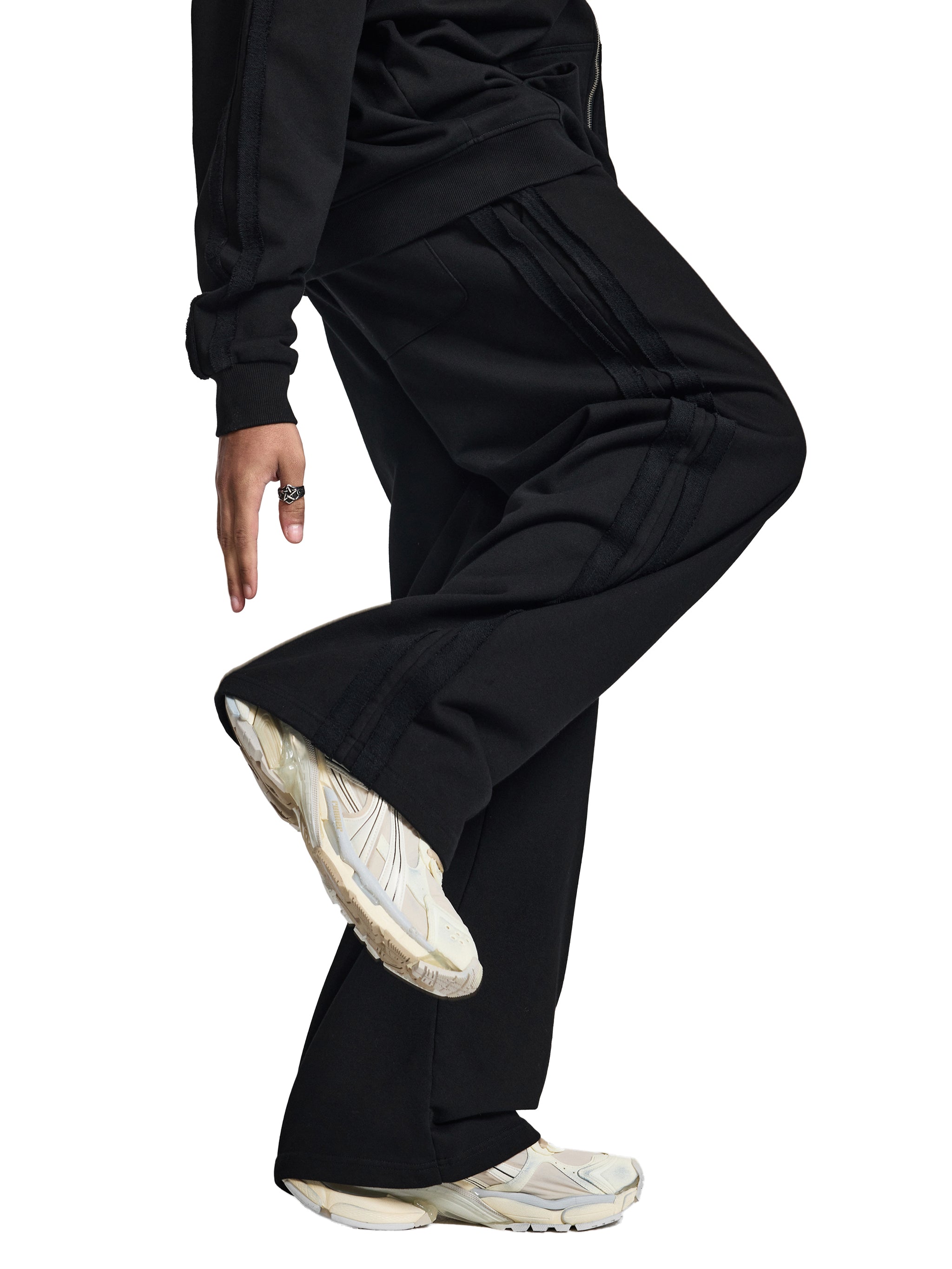 Mira Contrast Tape Straight-Leg Sweatpants